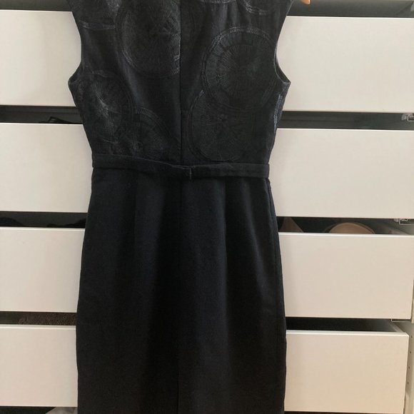 Elie Tahari Black Wool Blend Sheath Dress - Picture 3 of 7